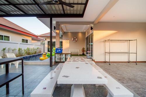 Greenview Pool Villa Cha-am