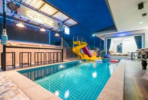 4U Pool Villa