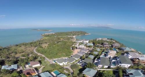 10 Bedroom Luxury Seaview Villas - 5 Mins To Beach
