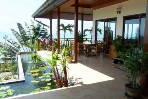 4 Bedroom 300 Degrees Sea View Villa