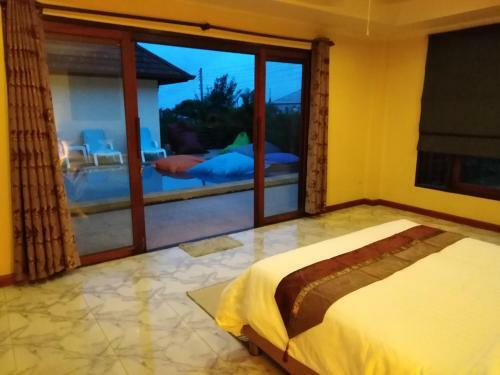 Spacious Ocean View Pool Villa