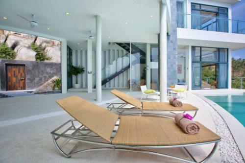 2 Bedroom Simply Stunning Sea View Villa ~ Chaweng
