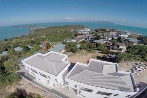 3 Bed Seaview Villa 5 Mins To Beach (B2)