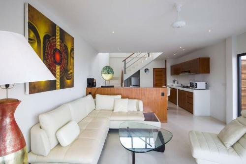 3 Bed Seaview Villa 5 Mins To Beach (B2)