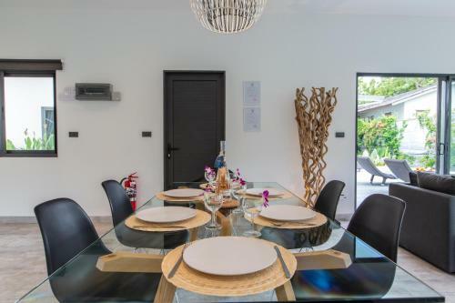 Villa Sawadee, 2br, 500m From The Beach
