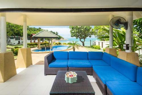 8 Bedroom Villas On Beach Front