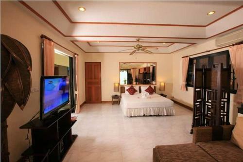 8 Bedroom Villas On Beach Front