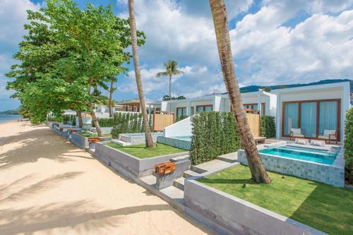 Hotel White Whale Beachfront Pool Villa