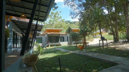 Hotel Ingtara At Lanta Resort
