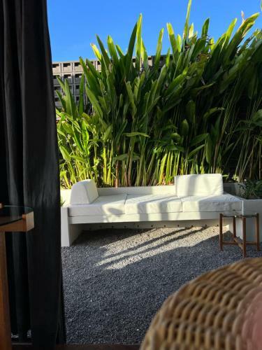 Deepspace Villa X1,secret Address On Quiet Beach