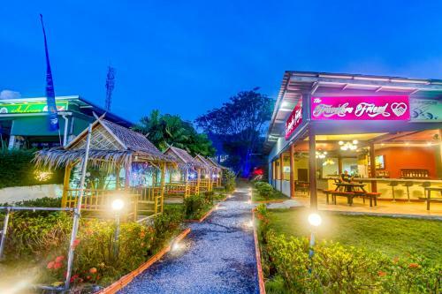 Hotel The Travelers Friend Sha Plus