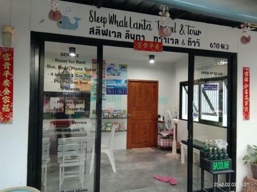 Sleepwhale Lanta At Long Beach