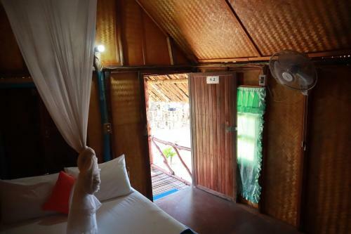 Albergue Sunset Bay Lanta Resort