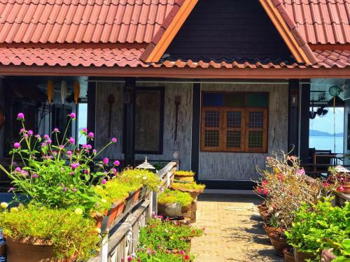 Hostal Mangrove Lanta Oldtown