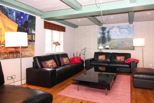 Holiday Home Alte Weinstube, Emmelsb�ll