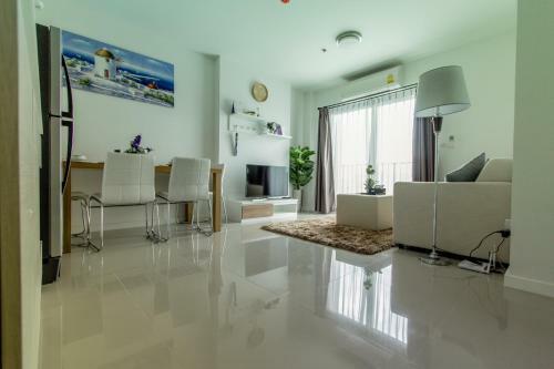 Baan Kiang Fah Apartment By Patcha