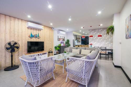 Seatown Huahin Poolvilla