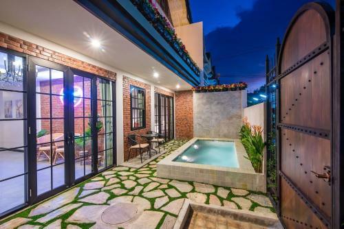Seatown Huahin Poolvilla