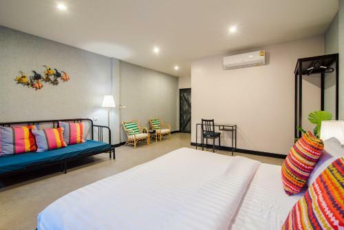 Seatown Huahin Poolvilla