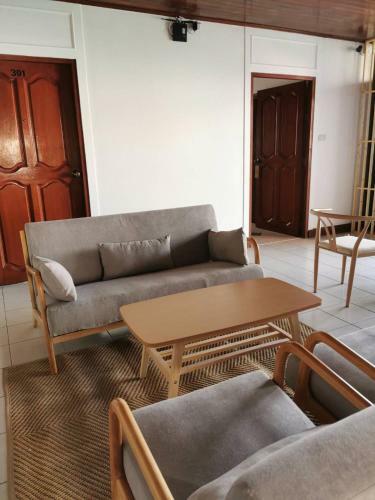 Baanbusarin Hotel