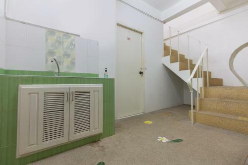 Hotel Oyo 908 Sabai Place