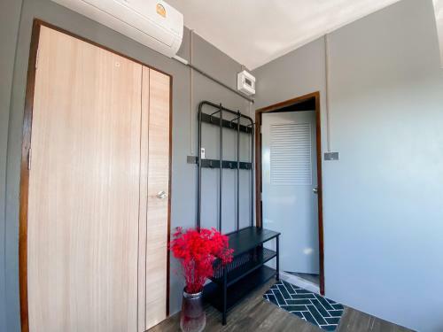 Varietyd-dayhostel Huahin