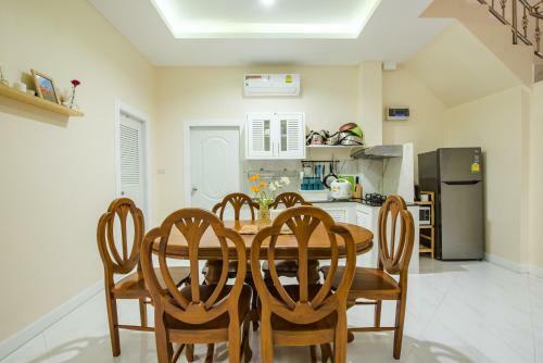Villa Baan Bussarin (B5) Huahin88