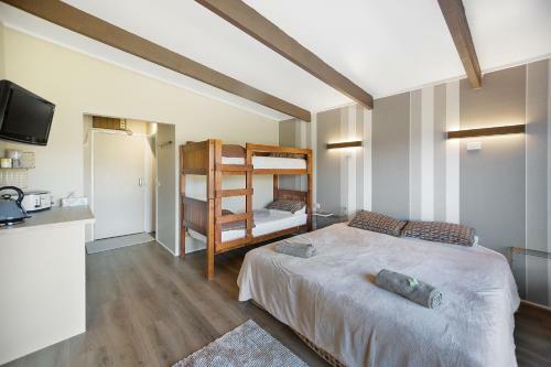 Fir Apartments