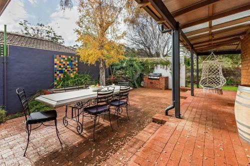 Le Souef Retreat - Authentically Margaret River