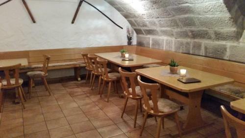 Hostal Wein- Appartements Borth