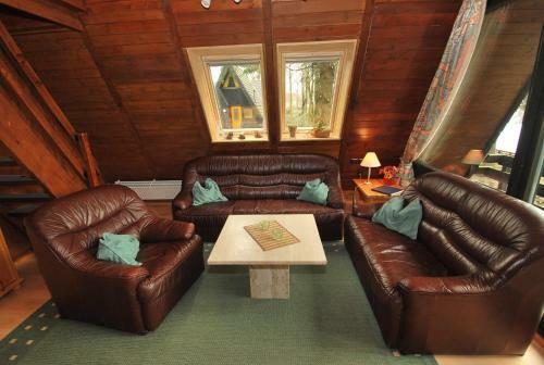 Hotel Holiday Park- Nurdach