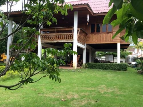 Gongkaew Huenkum Hotel