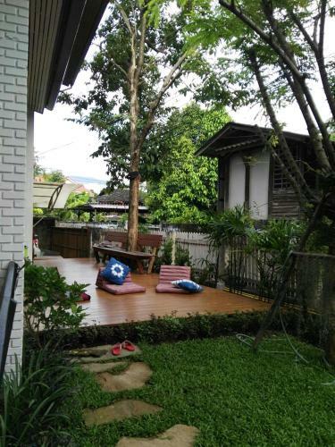 Bed & Breakfast 18 In Town Homestay