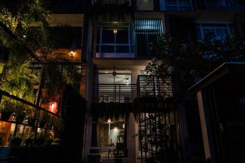 Arbor's House