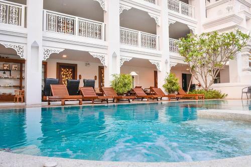 White Boutique Hotel And Spa