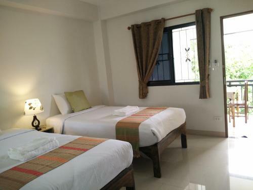 Hostal Rena House Chiang Mai