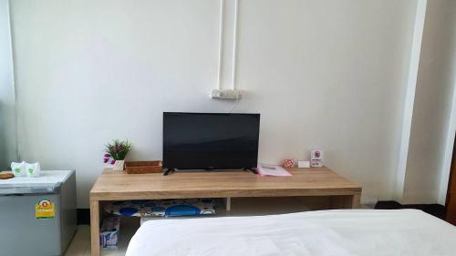 Apartamento Baan Ploy Inn 2