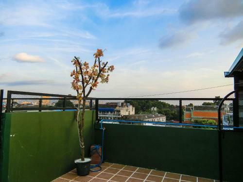 Inncome Hostel