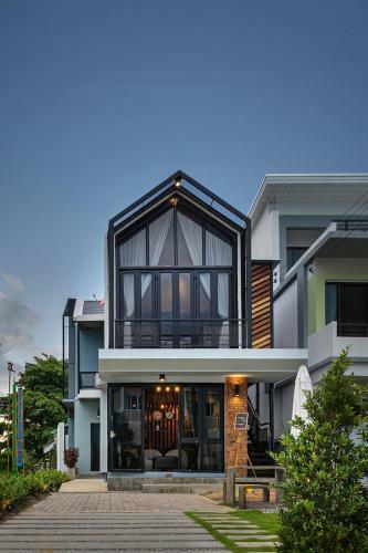 Hostal The Nichehome Waterside Living