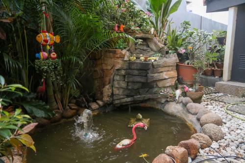 Hostal Krong House