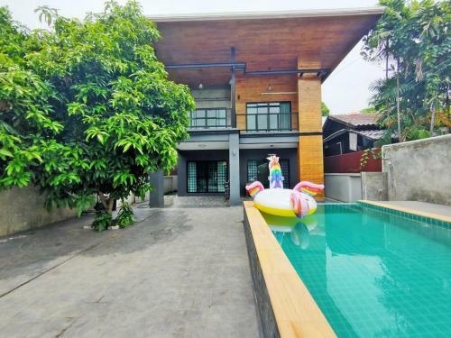 Hotel Lan House Pool Villa