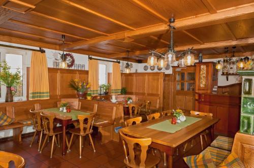 Hostal Hotel Gasthof Stocker