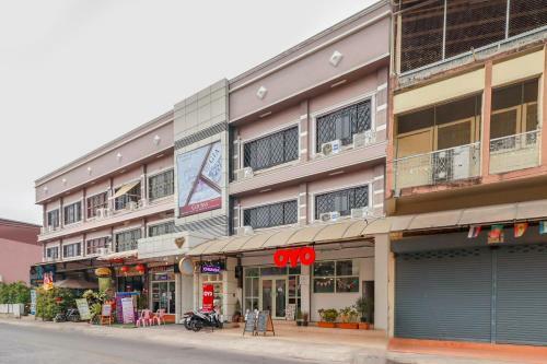 Hotel Oyo 724 Green Light Cafe&bed Hostel