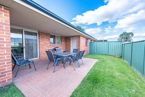 Escape To Mudgee In This Gorgeous Modern Villa