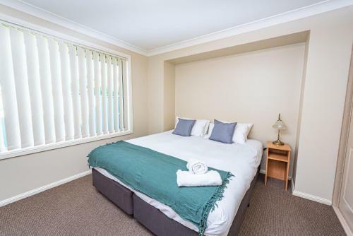 Escape To Mudgee In This Gorgeous Modern Villa