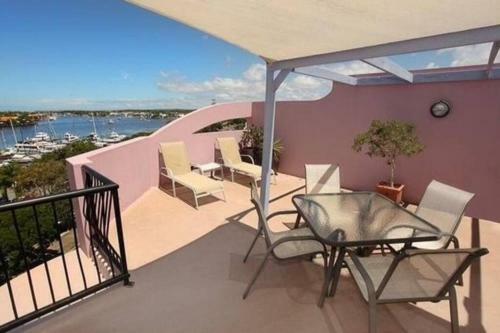 Roof Top Spa Apartment Mooloolaba