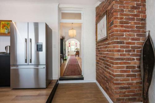 Luxury At Lauralla An Elegant Victorian Escape