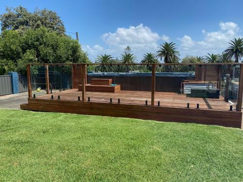Apartamento Modern & Light Cbd Unit, Walk To Beaches & Cafes