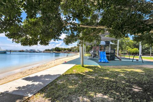 Ocean Views From The Top / Nelson Bay