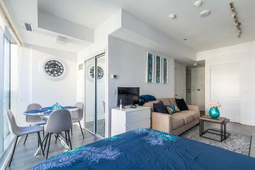 Simply Comfort.gorgeous Downtown Apartment